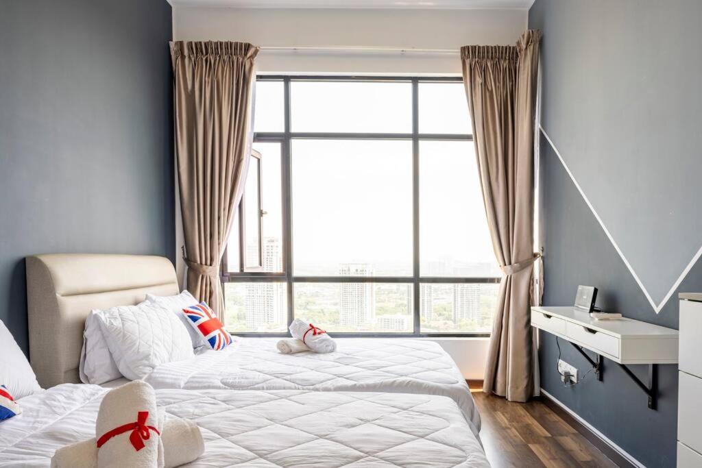 Molek Regency City View 6Pax Netflix
