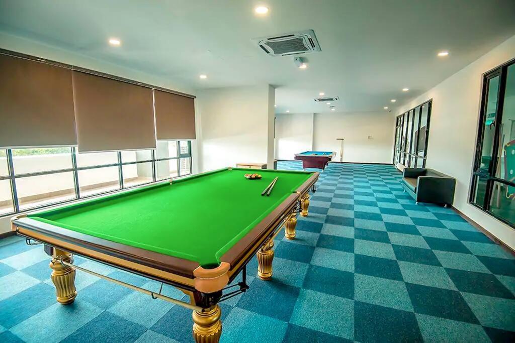 Molek Regency City View 6Pax Netflix