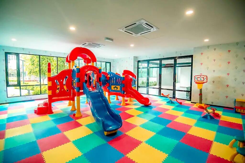 Molek Regency City View 6Pax Netflix