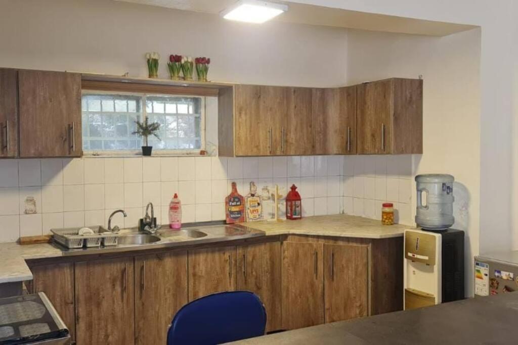 Peppermint AL Weibdeh 1-Bed Cozy Apartment view 2