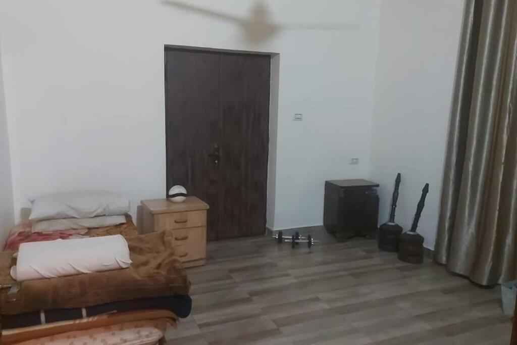 Peppermint AL Weibdeh 1-Bed Cozy Apartment view 3