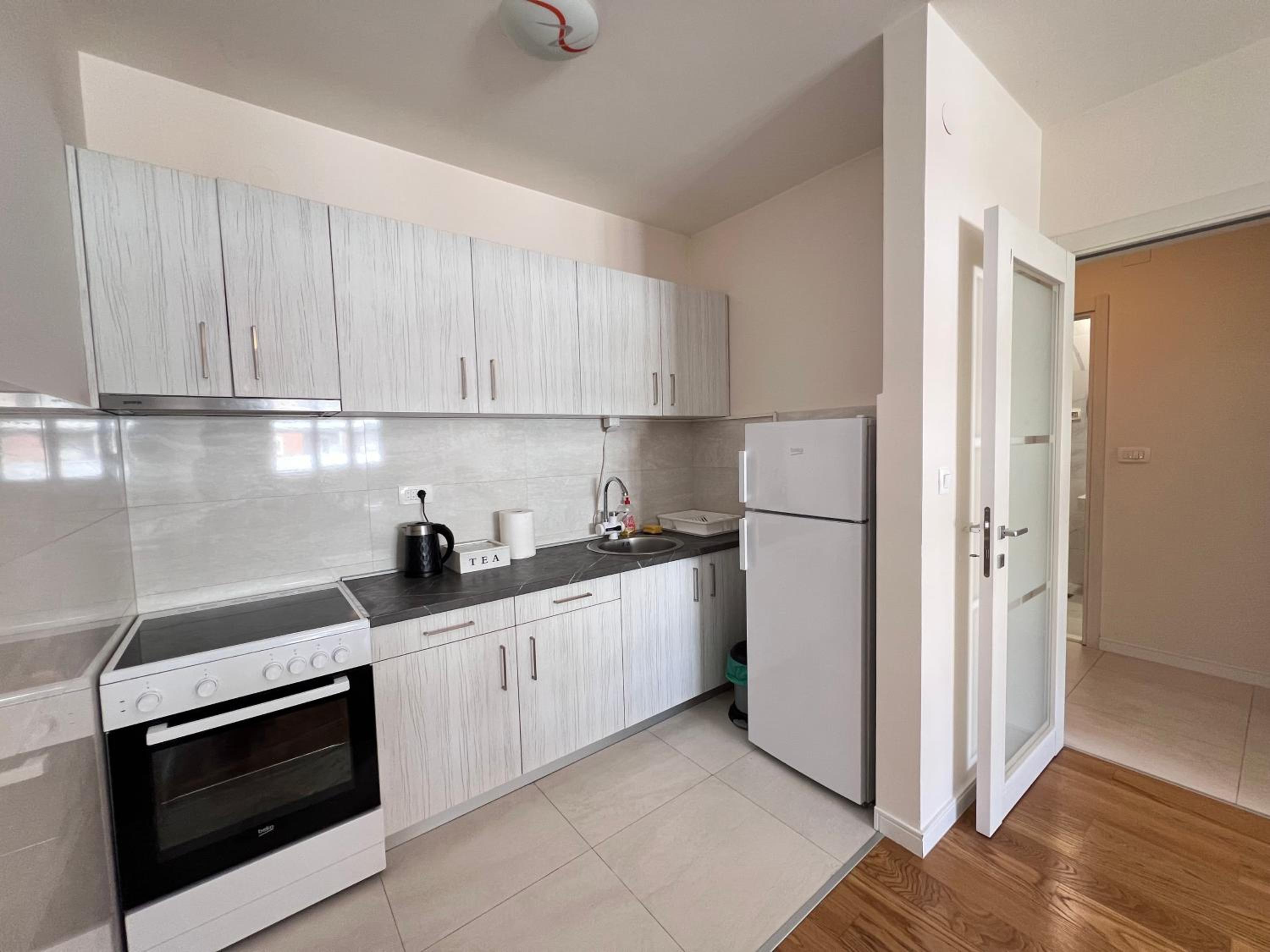 White Homes 1BR - Central Point