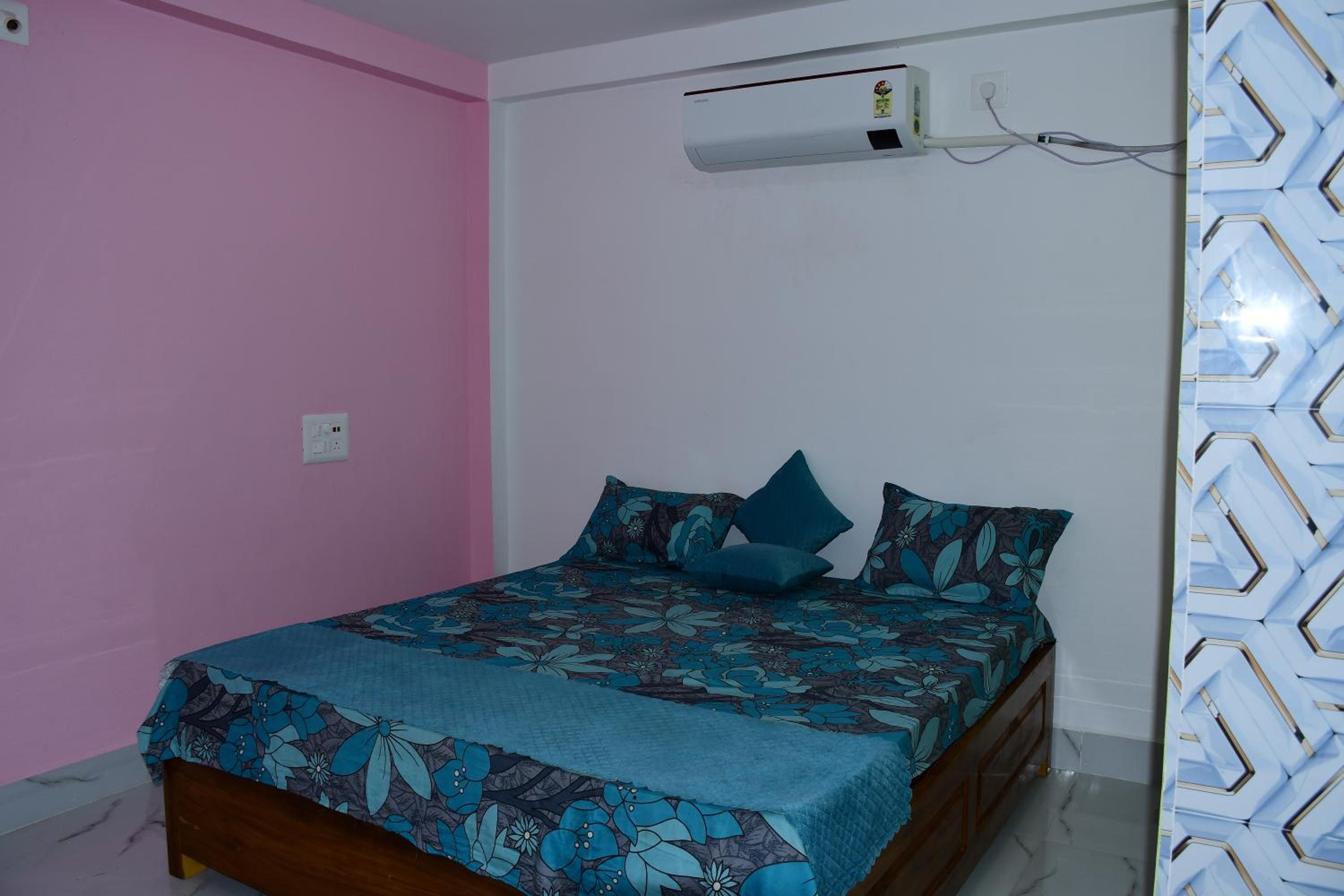 SURYAMANDIR Inn