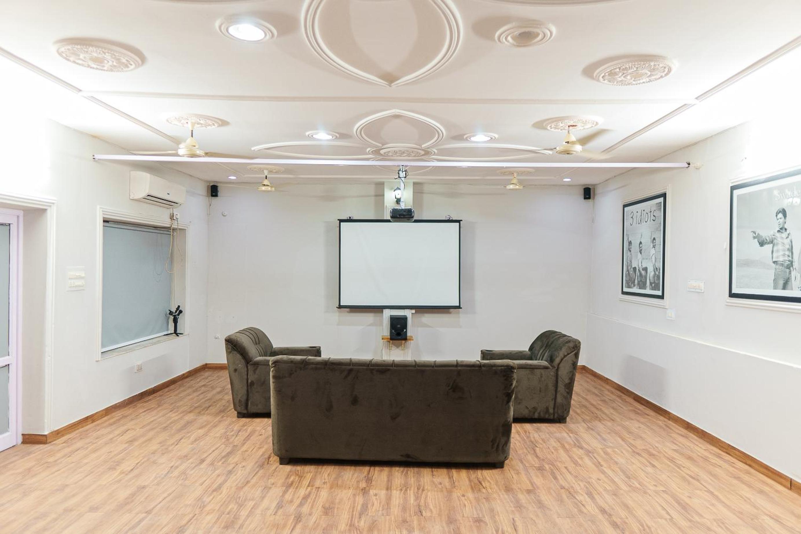 meeting & event spaces
