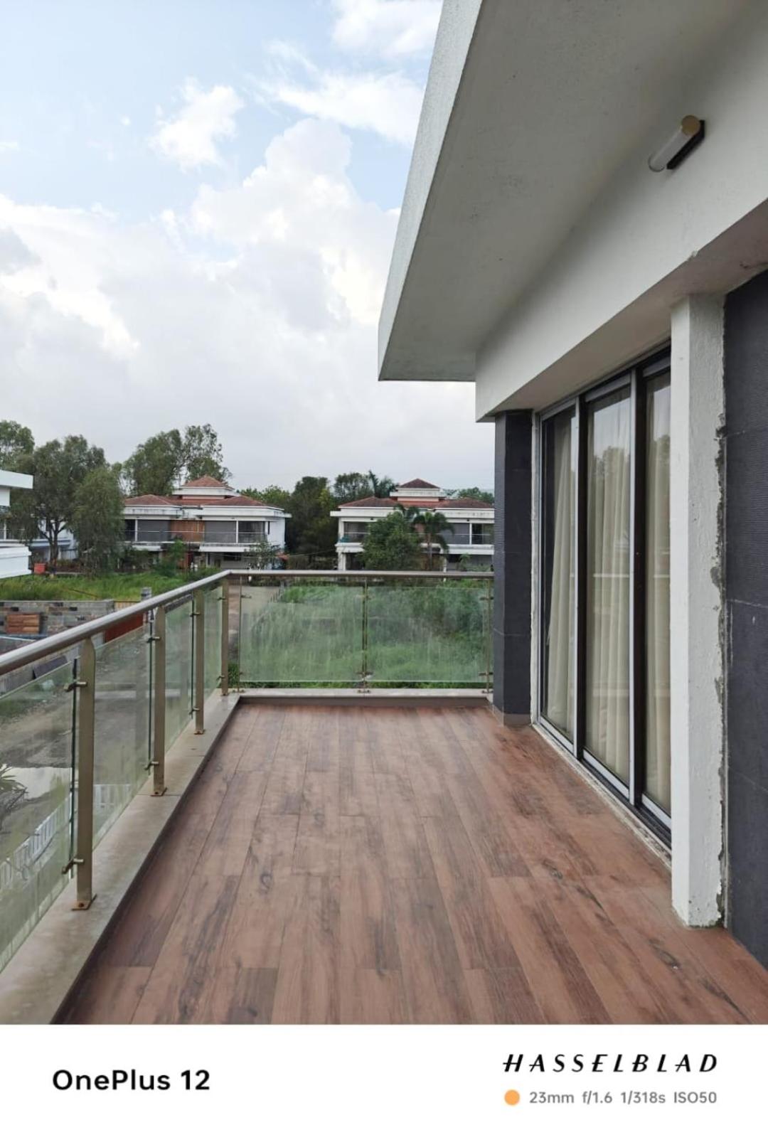 Photo 50