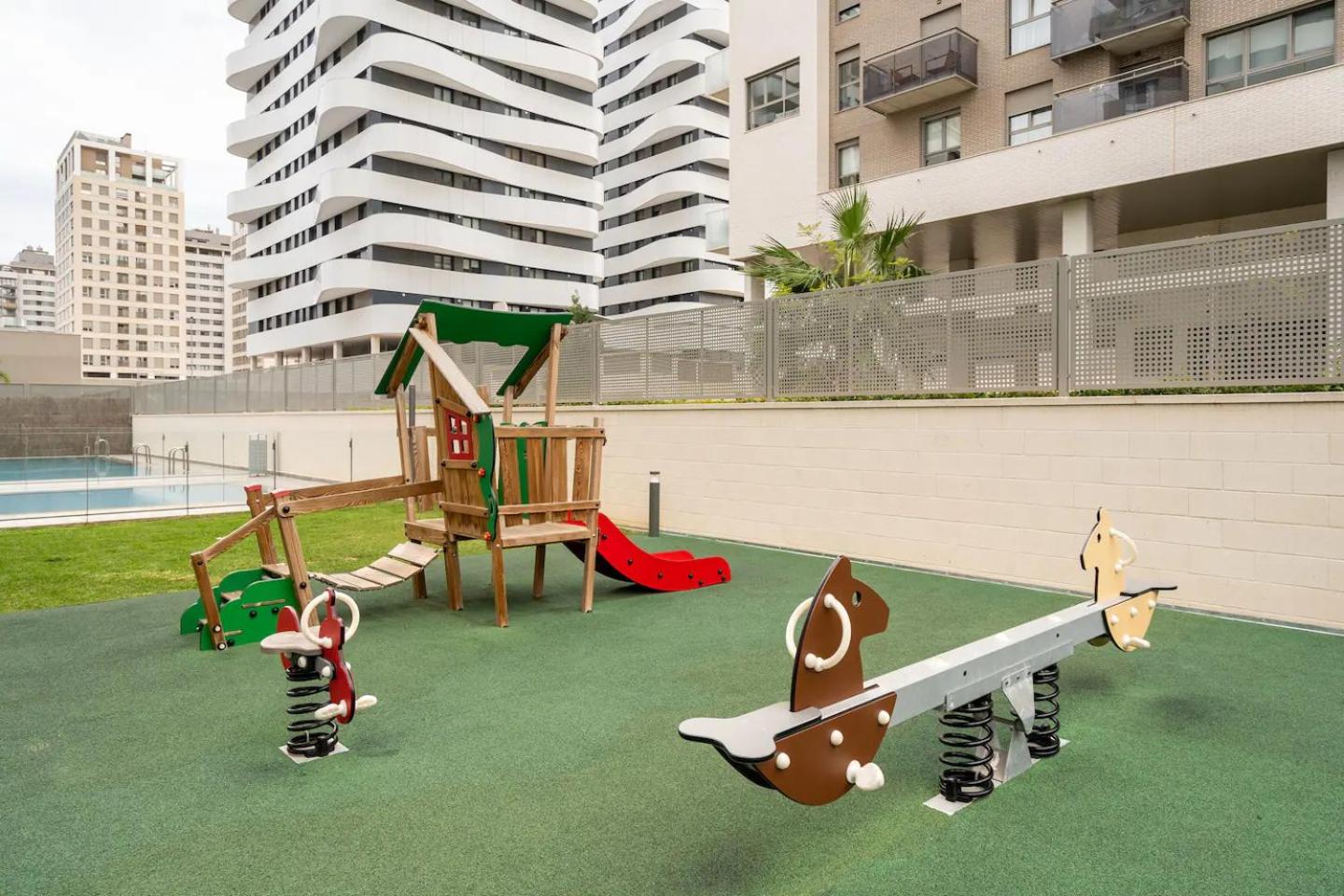 WeRentVLC - Espectacular Duplex Terraza y Piscina