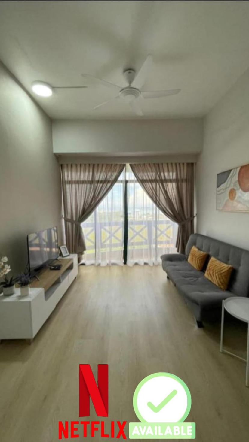 Instay Leisure Mahkota With Sea/Pool View photo 1
