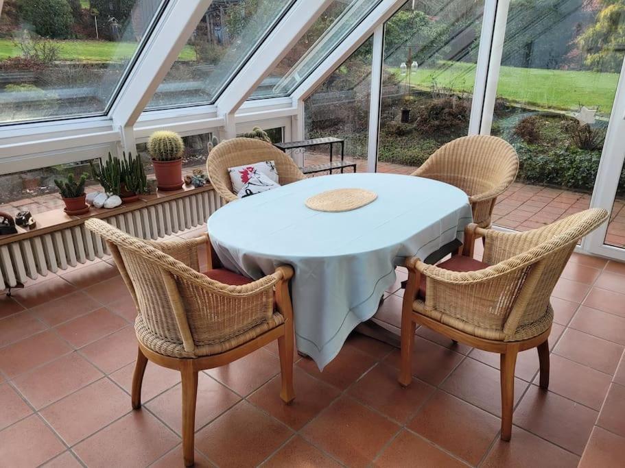 Großes Haus mit Garten, Sauna, Flügel, Kamin uvm view 2