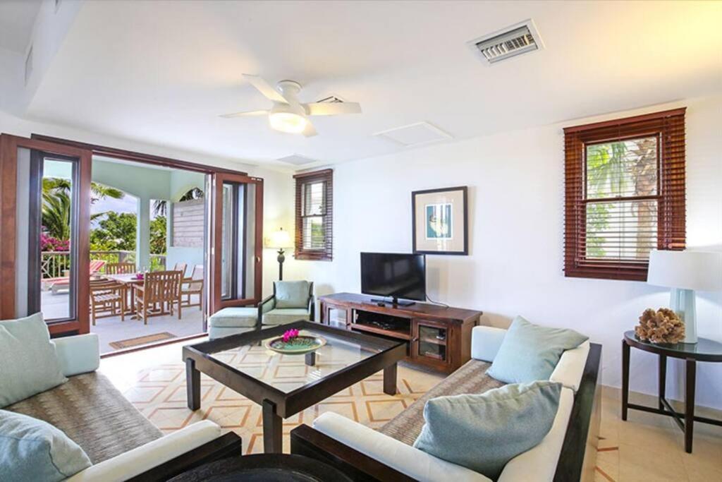 Pelican Paradise Villa - Leeward Beach - Property Image 1