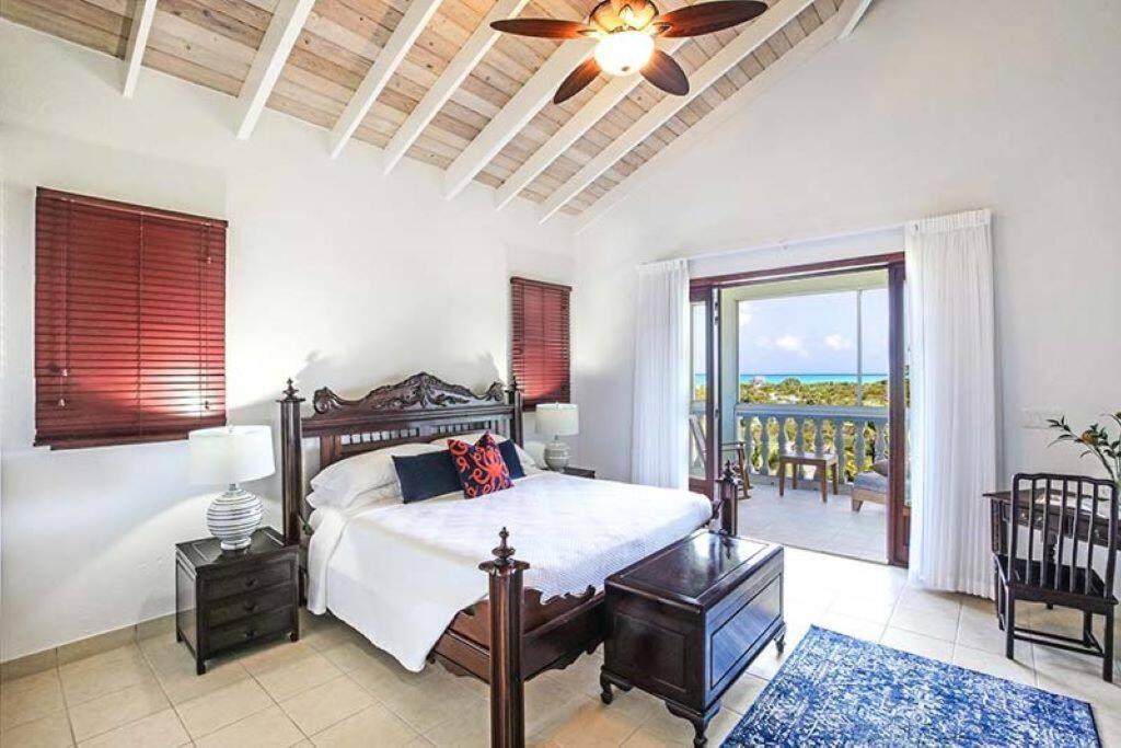 Pelican Paradise Villa - Leeward Beach - Property Image 8