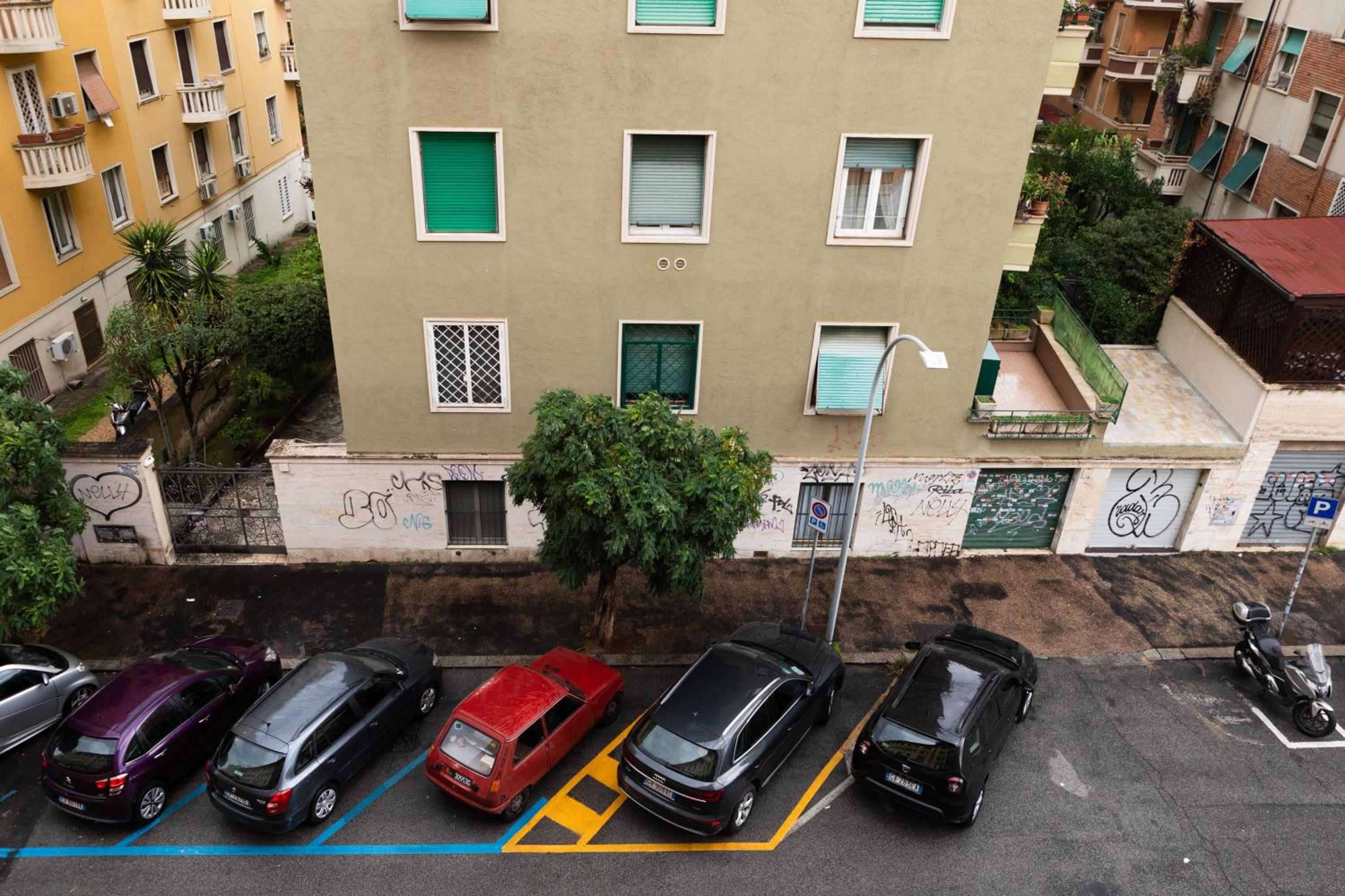 HOME Suitte in San Giovanni near Basilica - Roma -