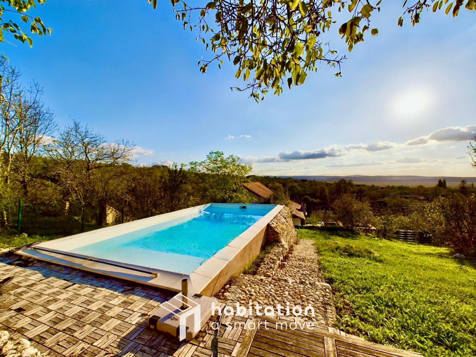 Casa cu piscina Cheile Nerei view 2