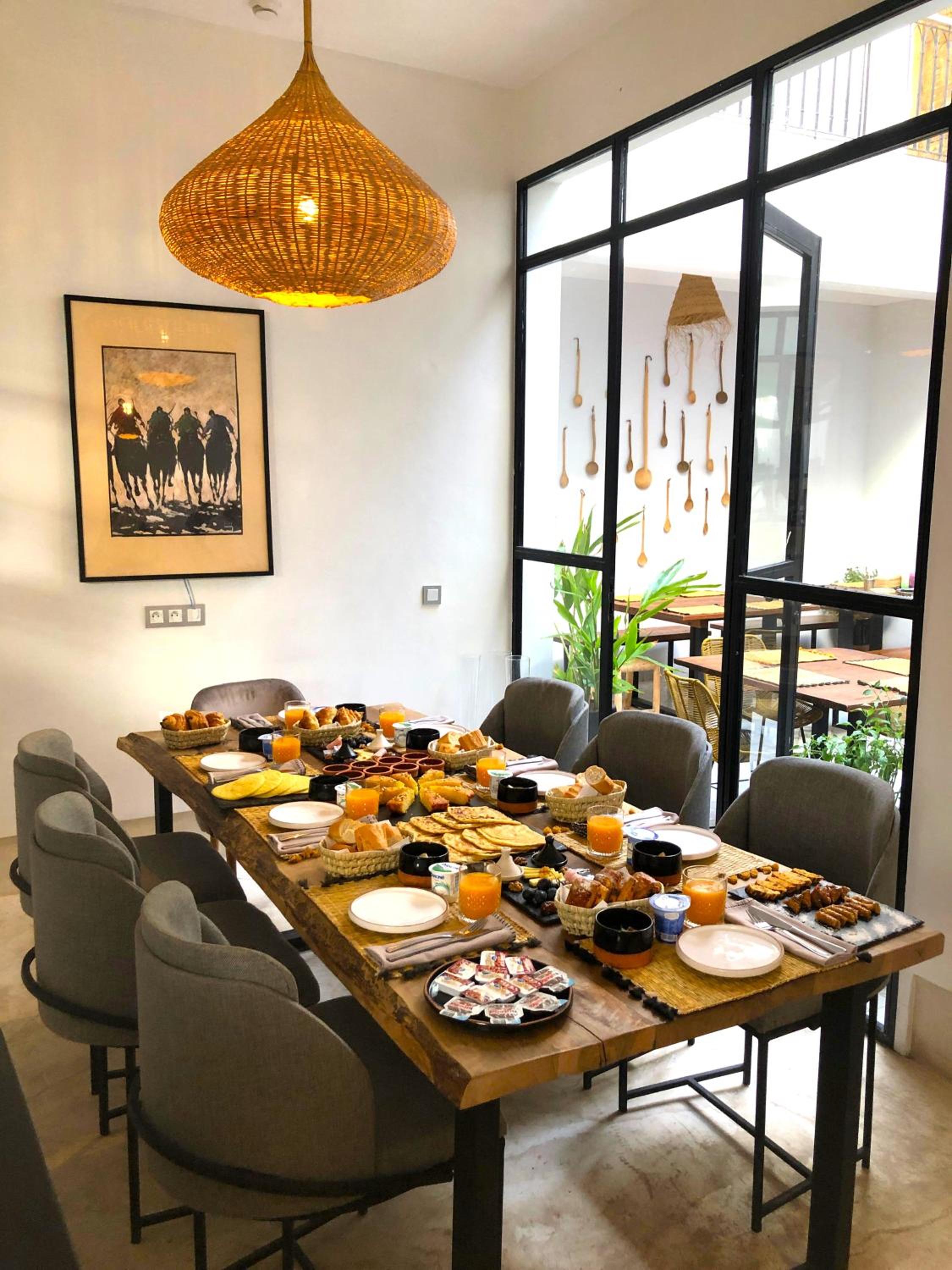 dining
