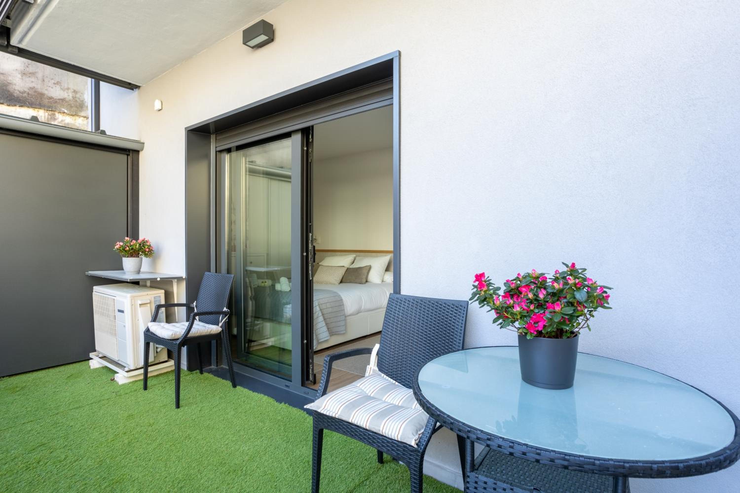 balance & terrace