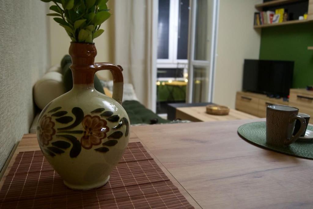 Cozy 2BR Oasis in Central Burgas