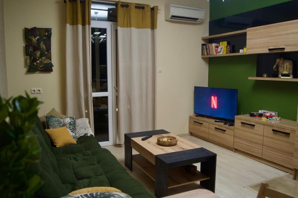 Cozy 2BR Oasis in Central Burgas
