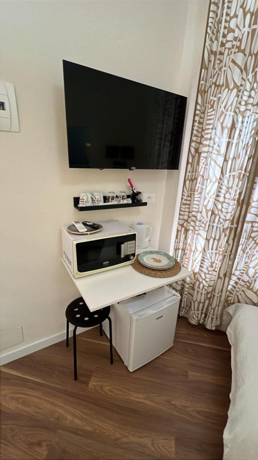 Dhami Apartment