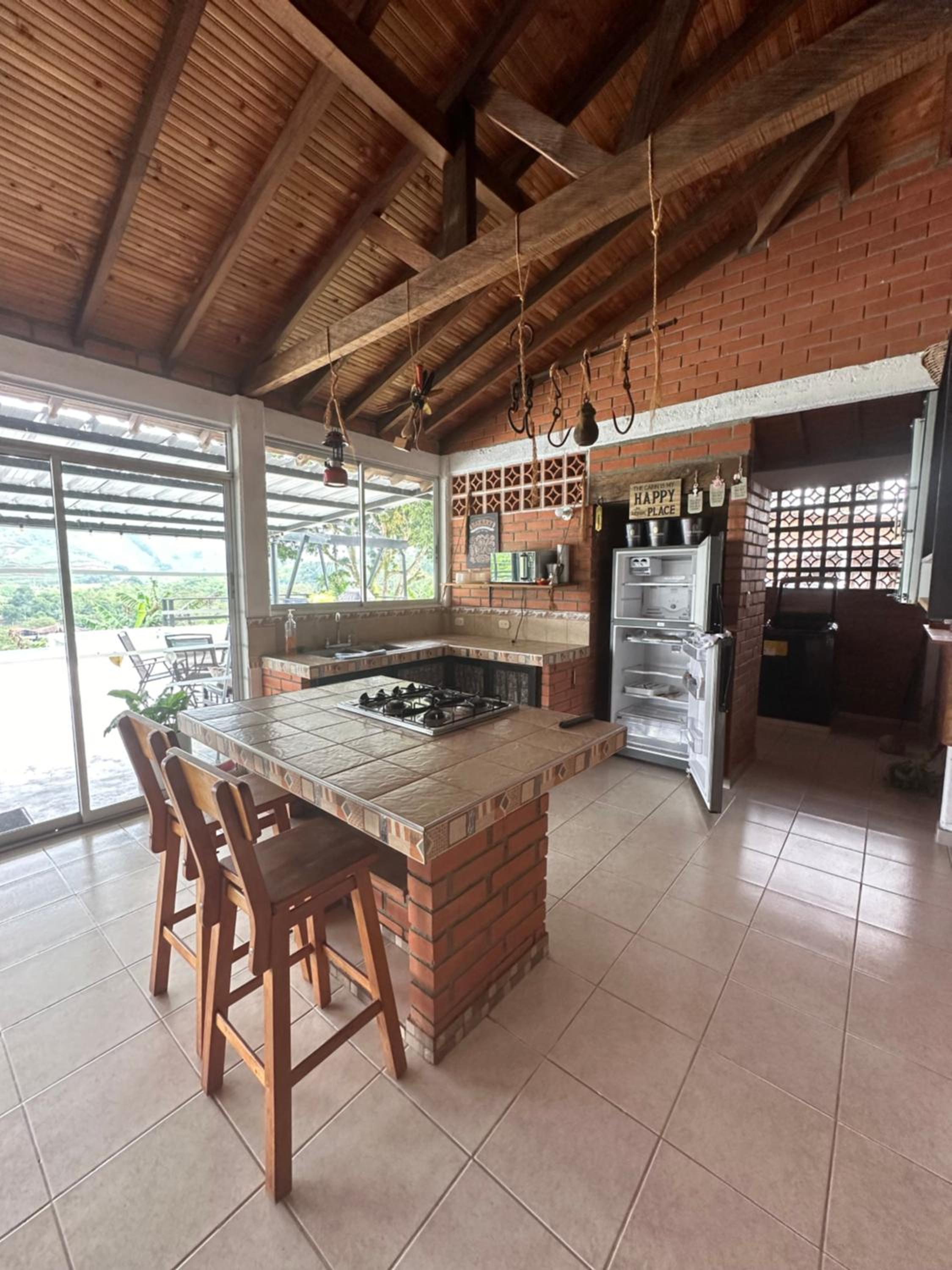 Finca Villa Sofía, sector combia, 15 minutos de Pereira