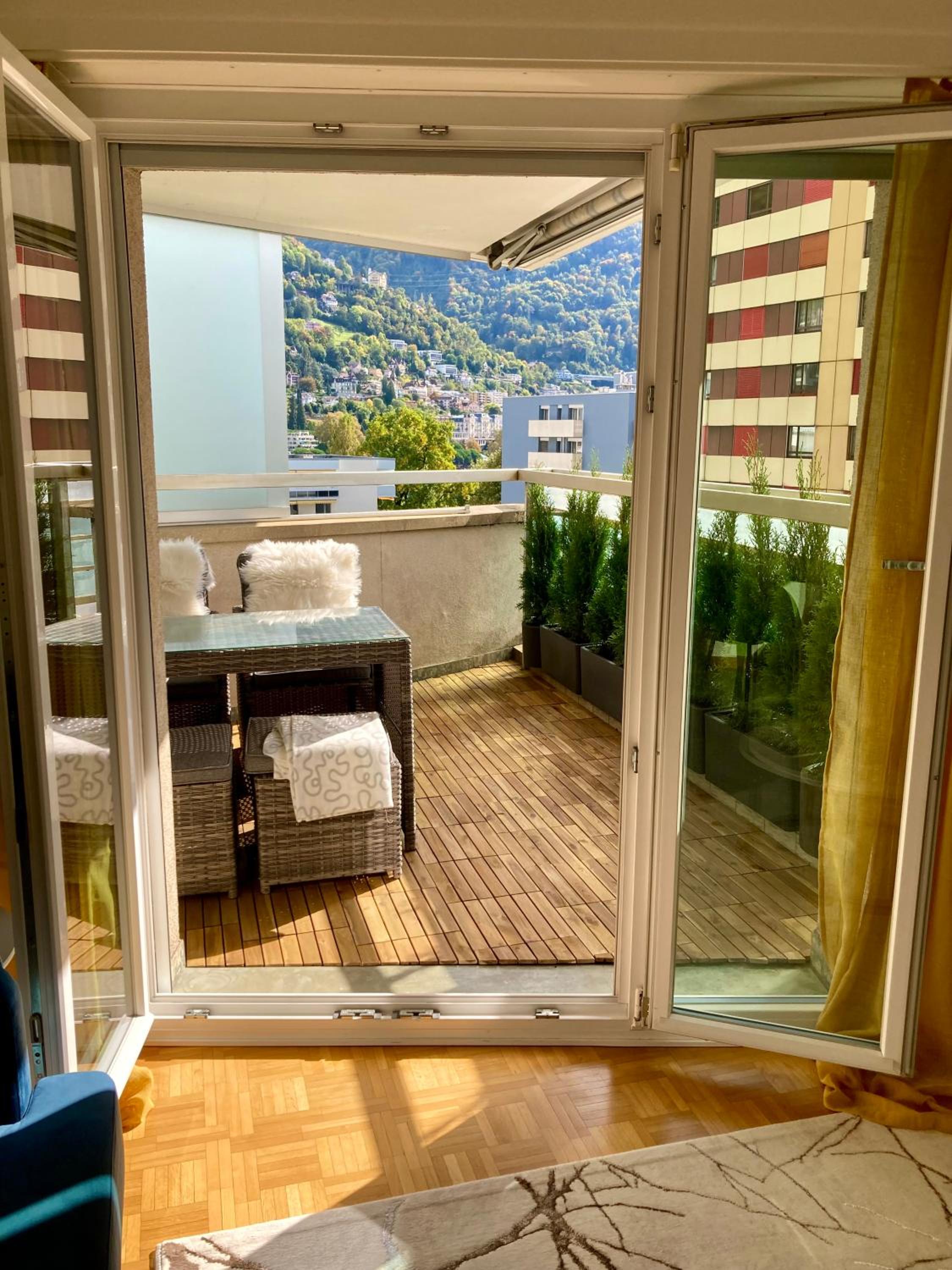 Montreux Central Boutique Apartment Lake View and Terrace