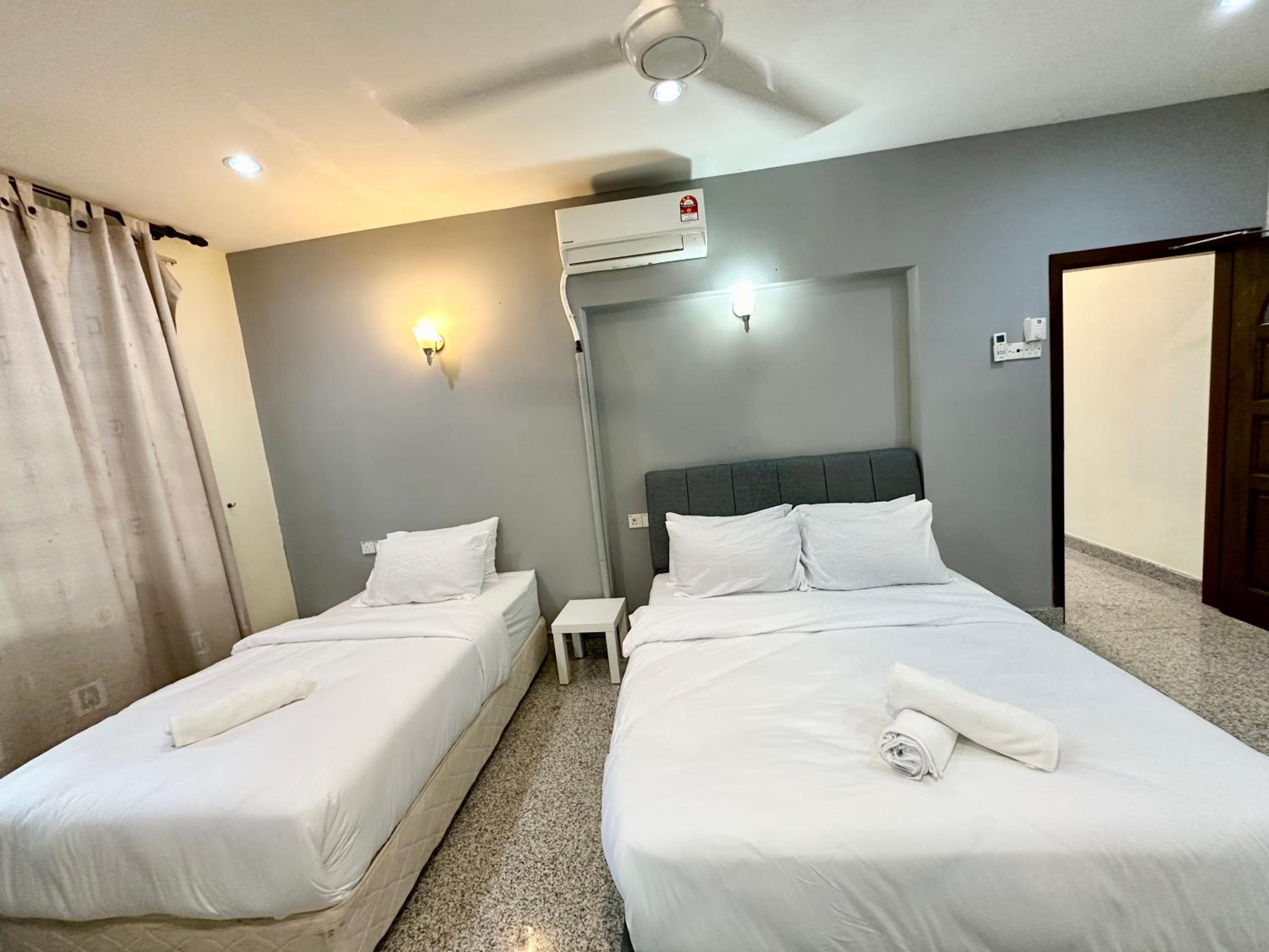Vacation home near WaterFall for 21 pax photo 8