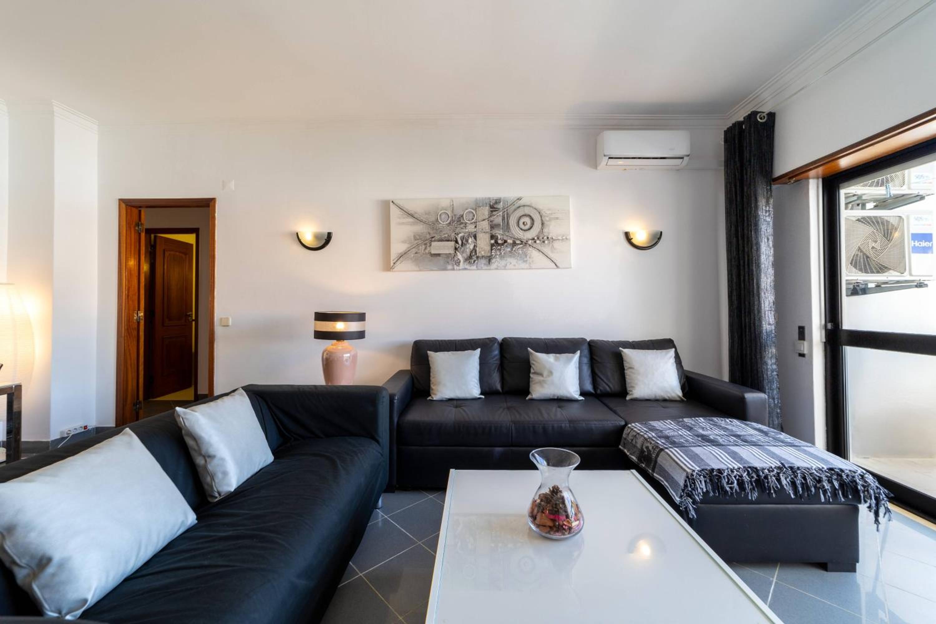 Garnero Apartment by HelloVacations view 2
