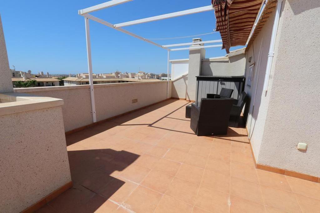 Great 3 bedroom penthouse in a lovely community photo 3