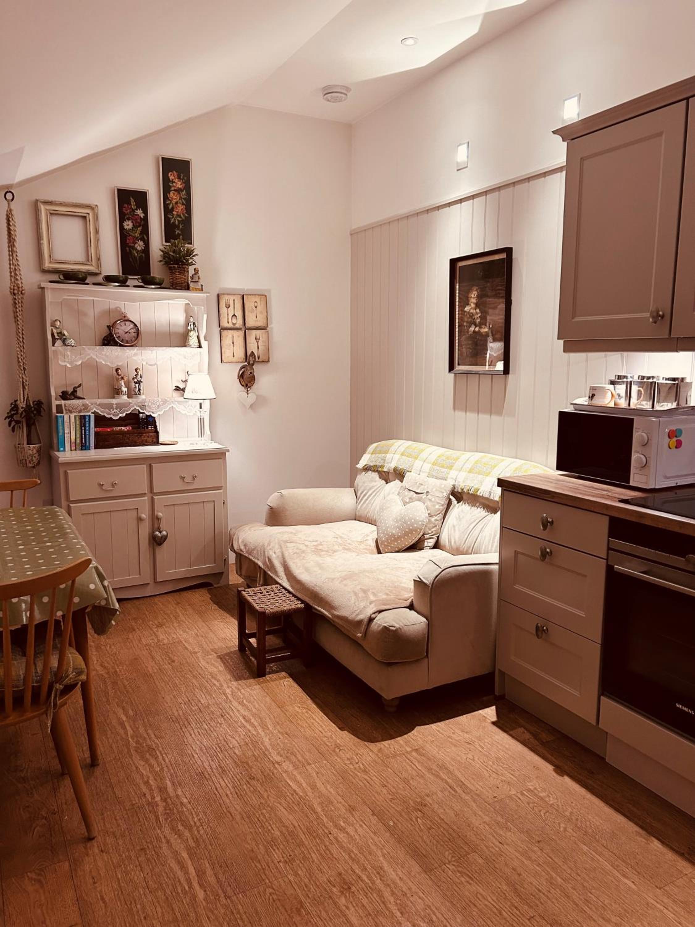 Quaint Cottage in Kirkwall view 5