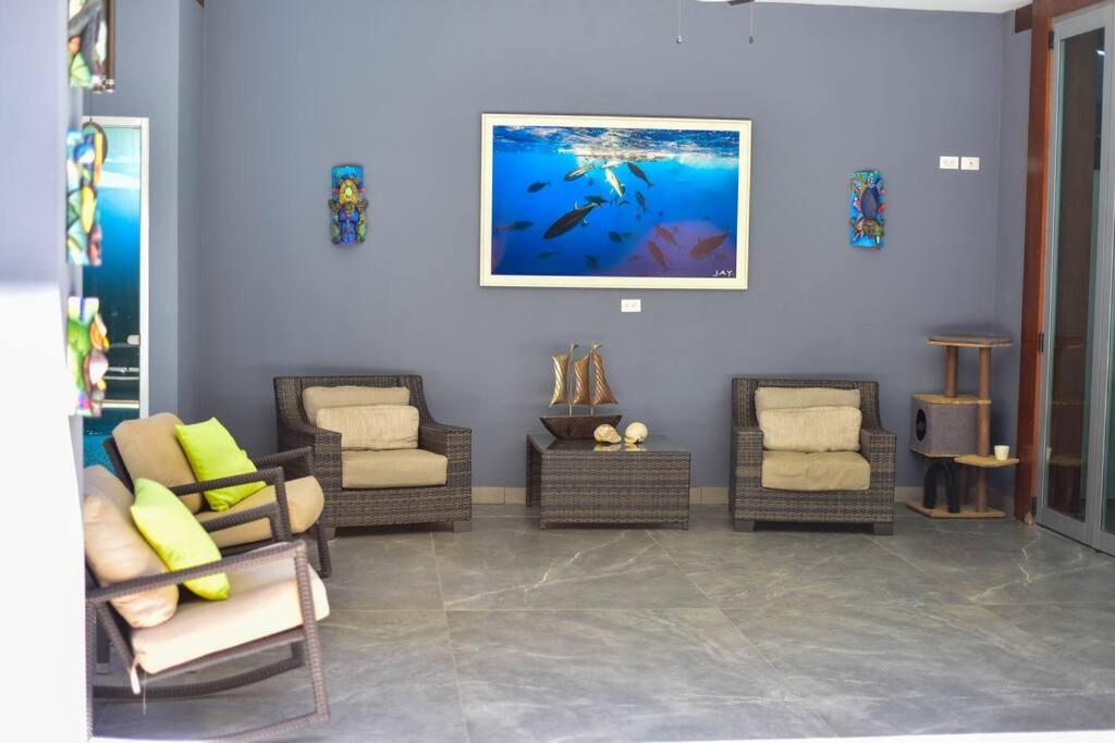 Exclusive & Spacious Villa Cohiba