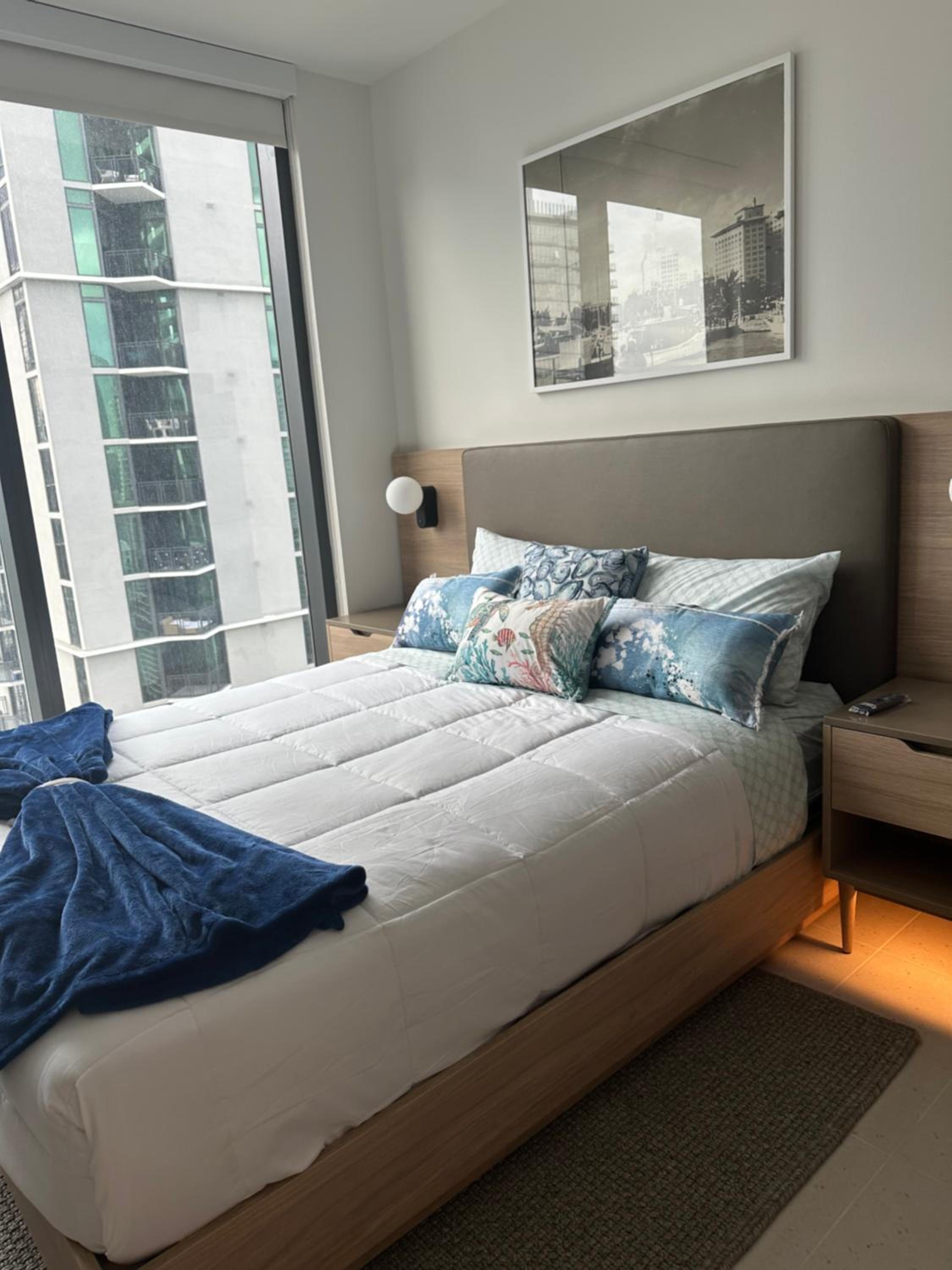 Glamorous Gale Miami Ocean View Balcony Resort & Spa