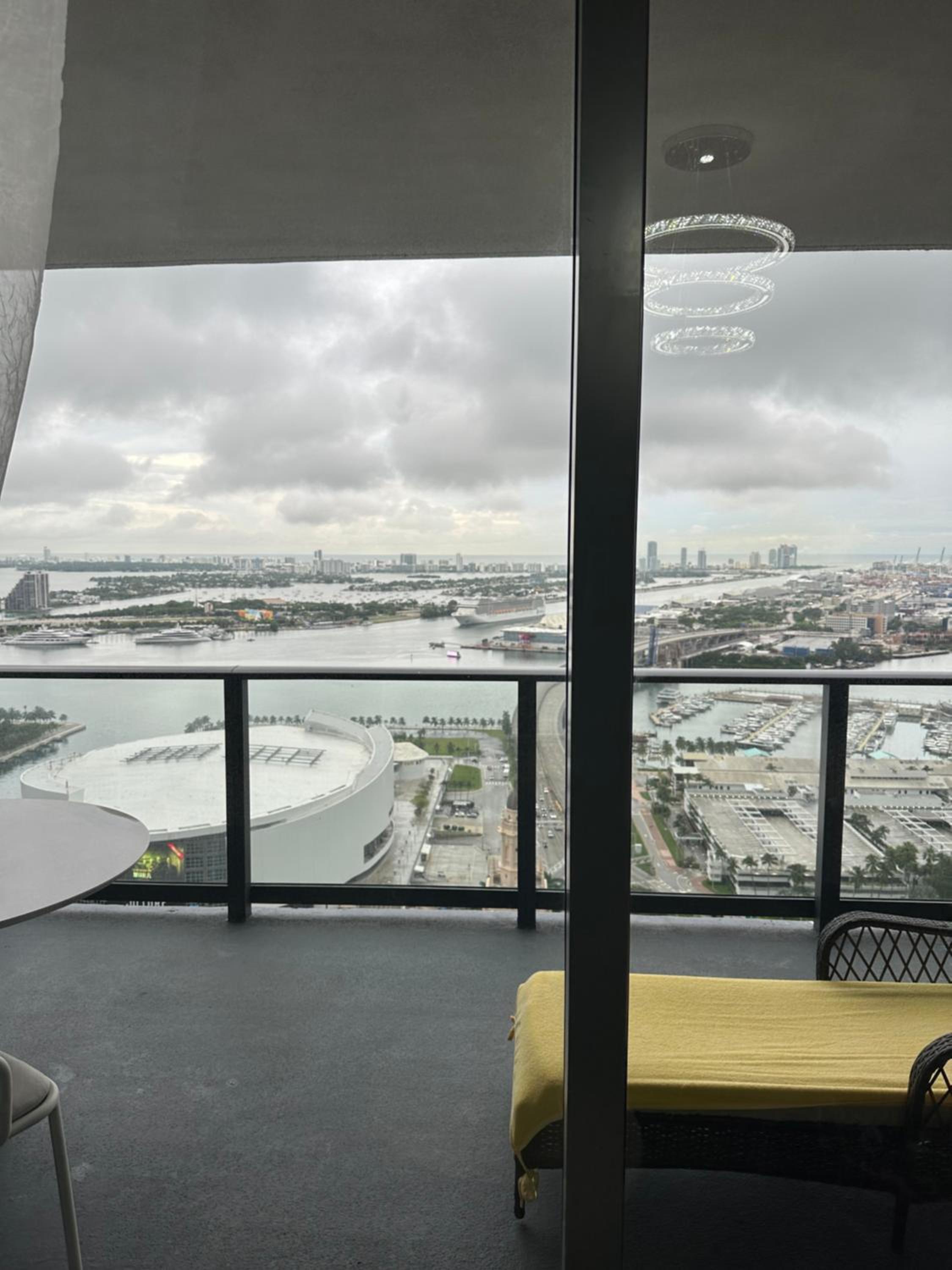 Glamorous Gale Miami Ocean View Balcony Resort & Spa