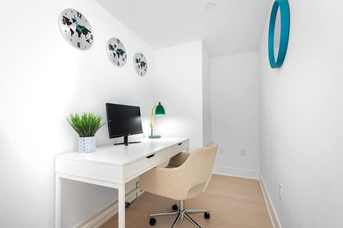Work and Relax in our 1BR DT