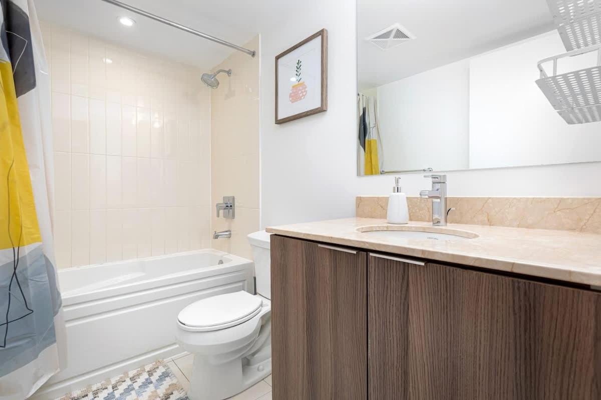 Work and Relax in our 1BR DT