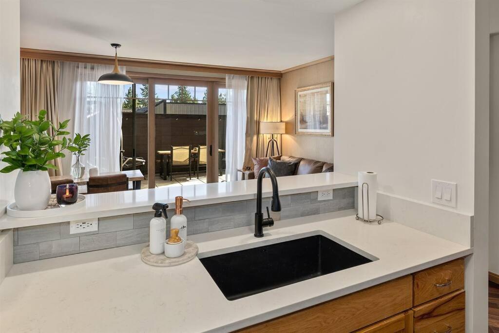 Elegant Suncadia Lodge 1 Bedroom Luxury Suite