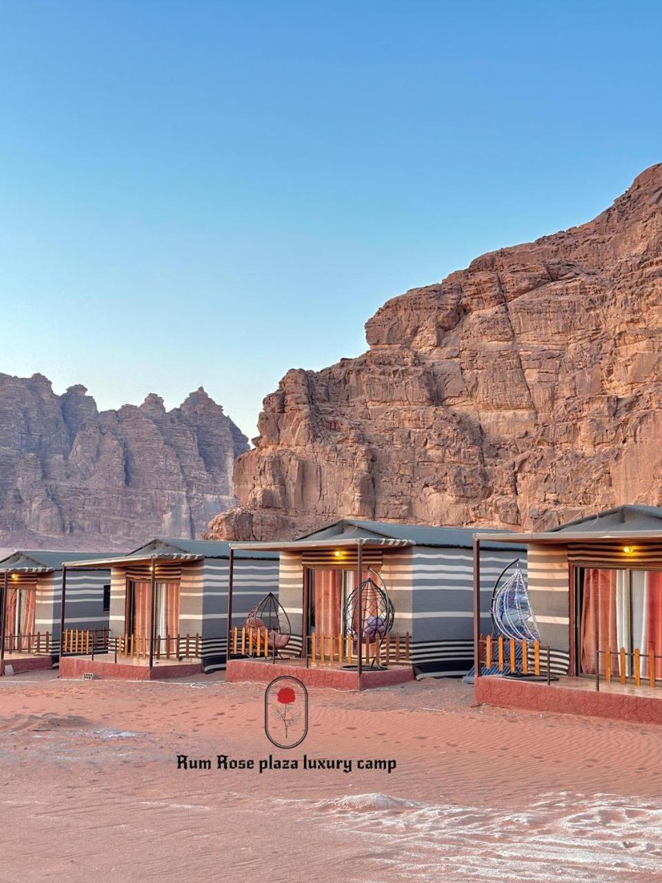 RUM MARS VALLEY BUBBLE lUXURY CAMP