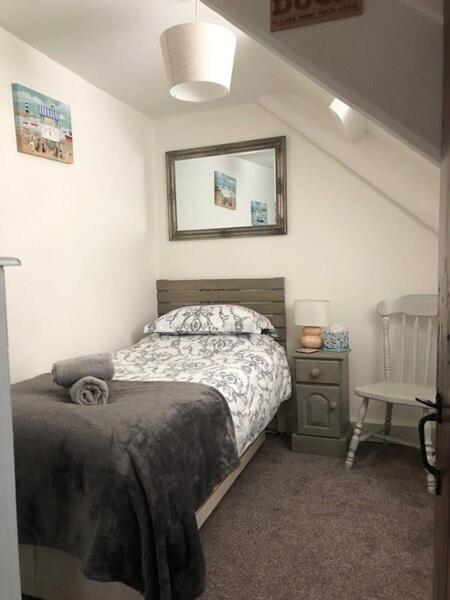 Looe Vacations - Guillemot Holiday Flat - Property Image 2