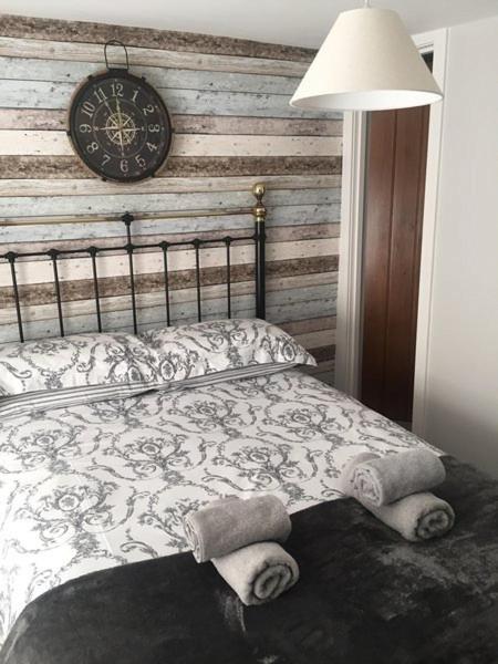 Looe Vacations - Guillemot Holiday Flat - Property Image 21