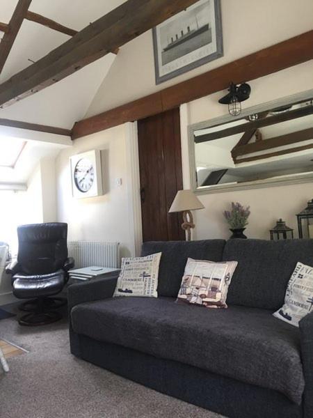 Looe Vacations - Guillemot Holiday Flat - Property Image 17