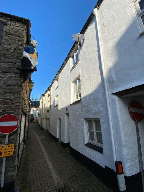 Looe Vacations - Guillemot Holiday Flat - Property Image 2