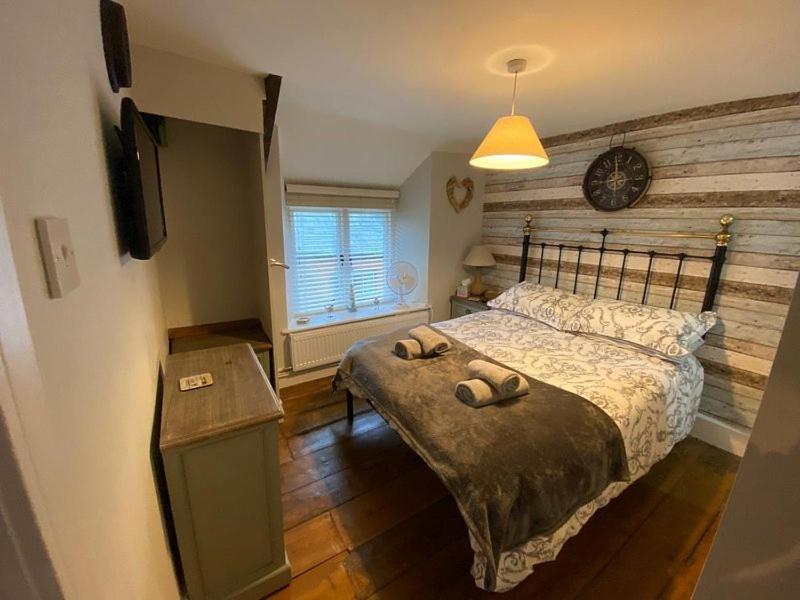 Looe Vacations - Guillemot Holiday Flat - Property Image 8