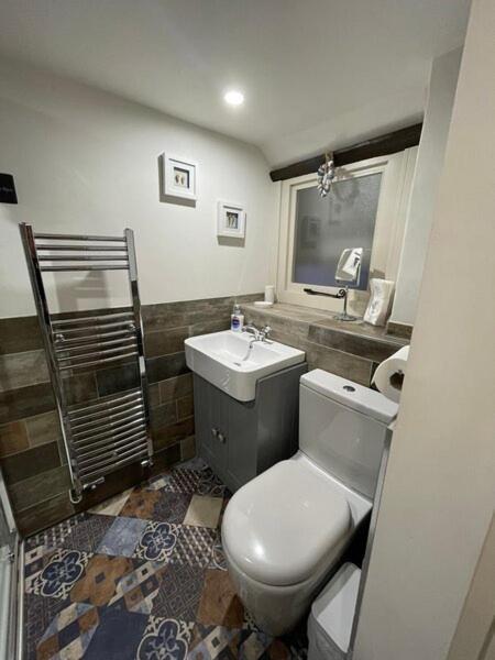 Looe Vacations - Guillemot Holiday Flat - Property Image 5
