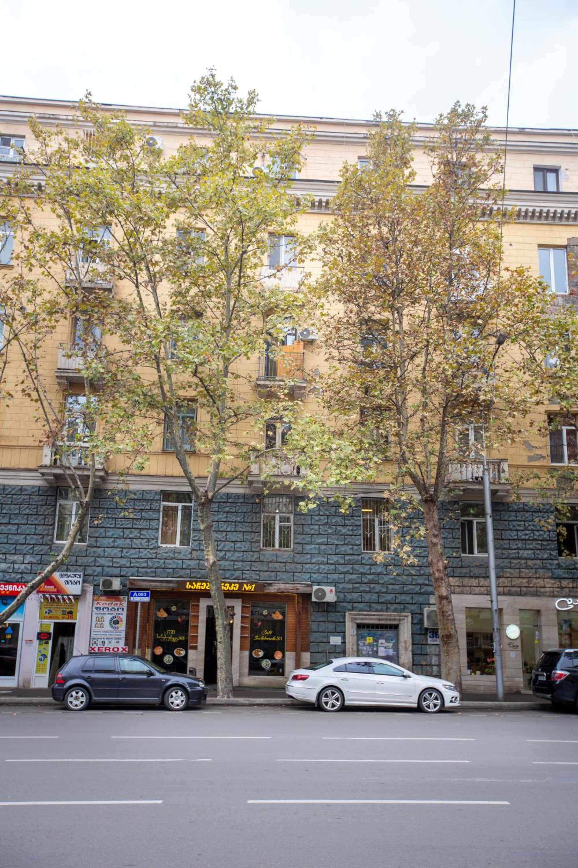 Lilu's apartment in center