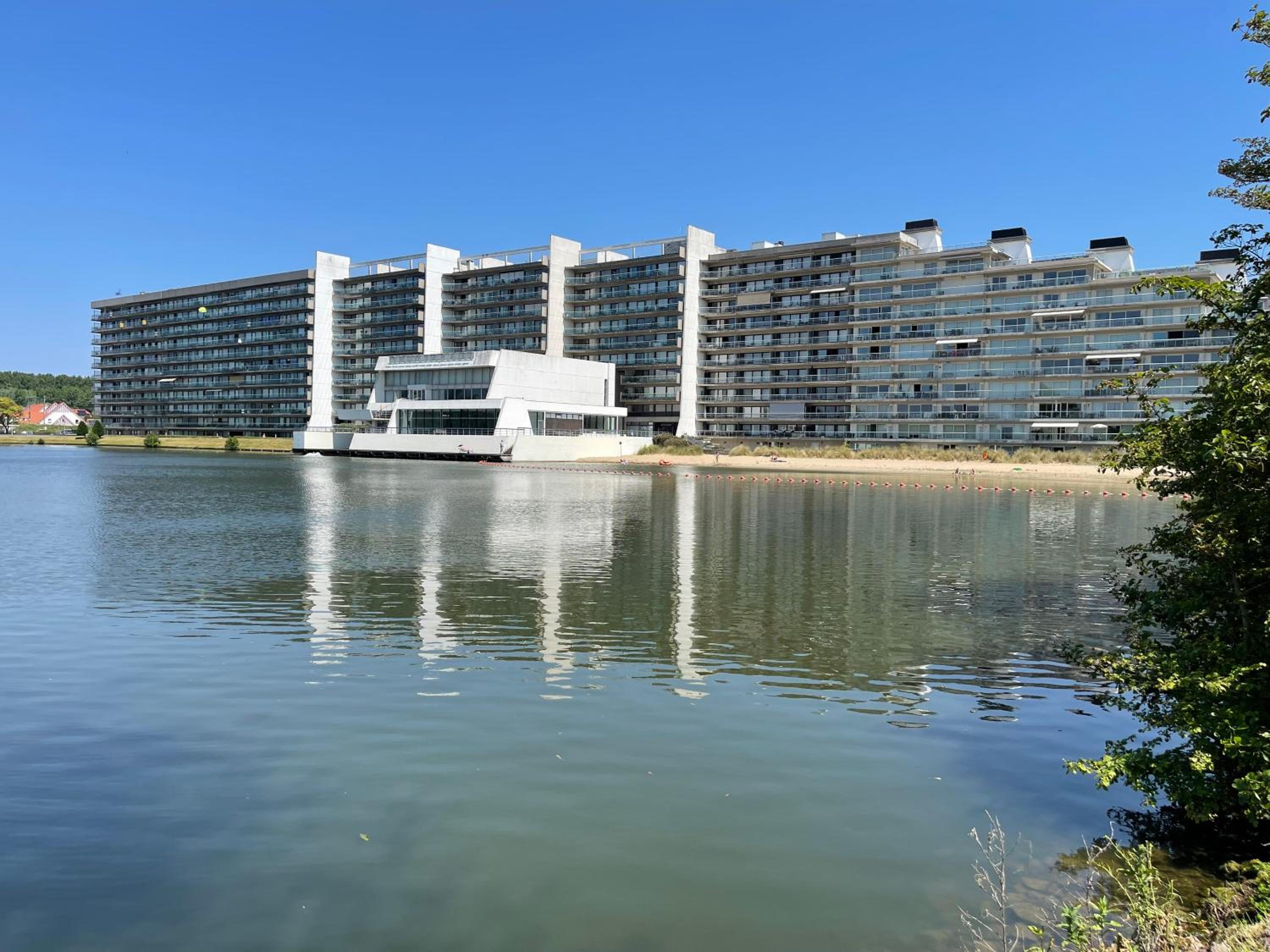 Laguna Beach appart dans résidence avec piscine