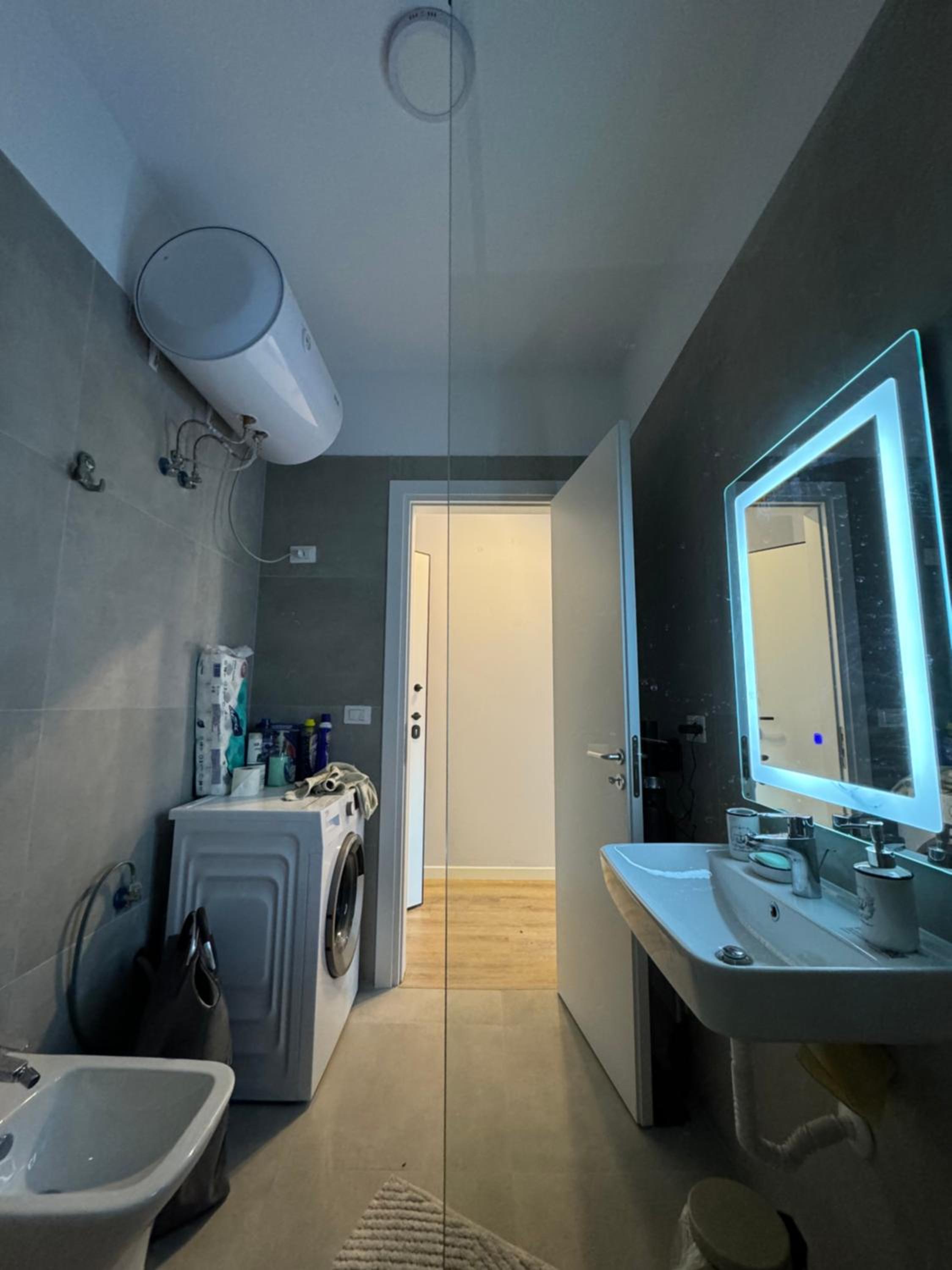 Central modern apartment at Tirana