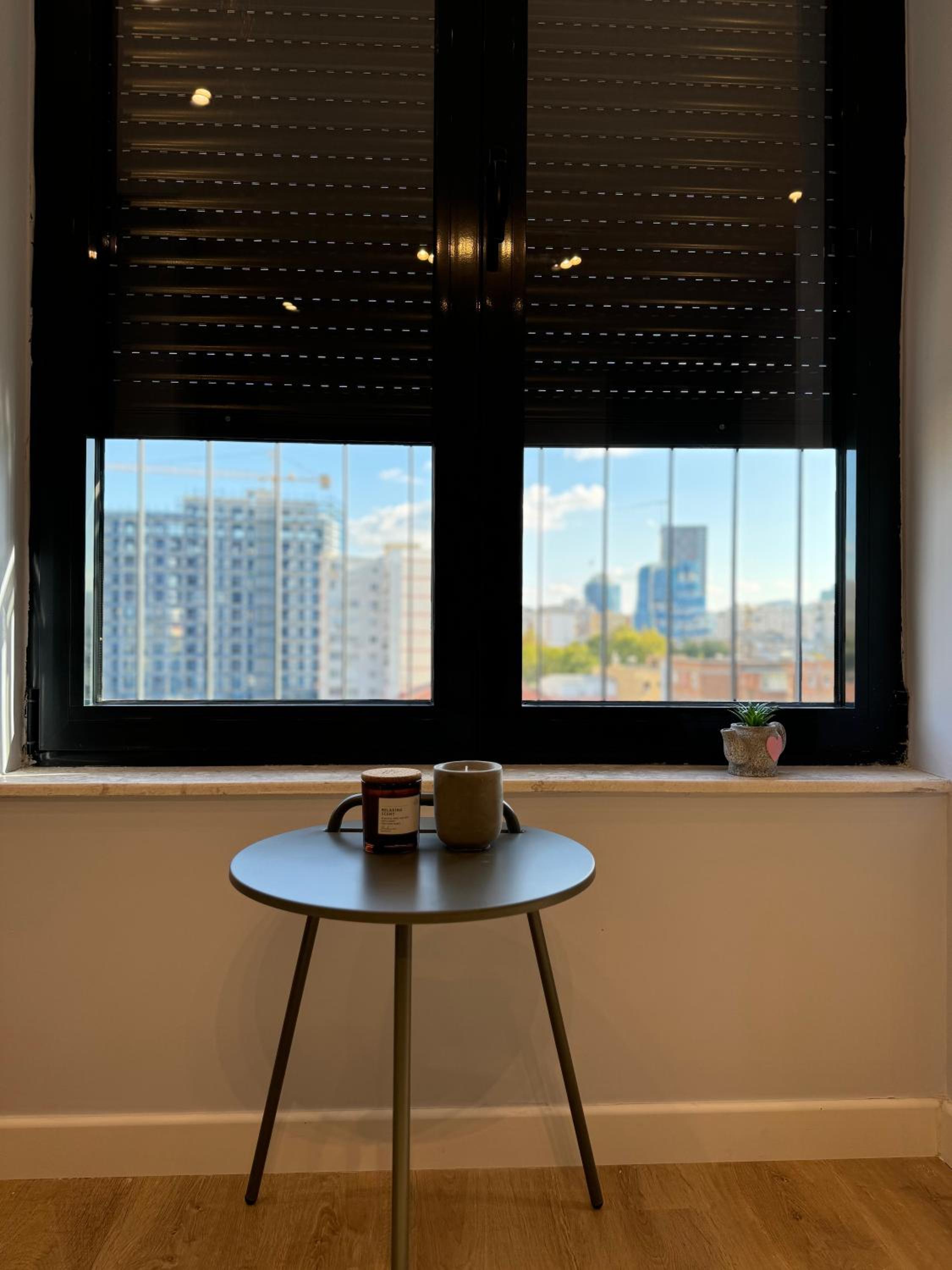 Central modern apartment at Tirana
