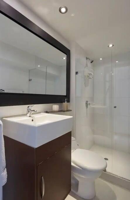 Private Jacuzzi 3 Bedroom apartment in Provenza cartagena