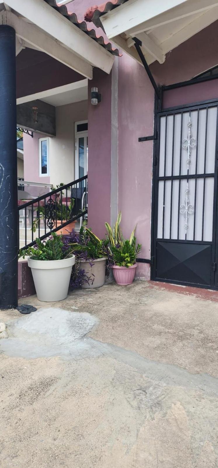 Sweet Candy Studio Apartment