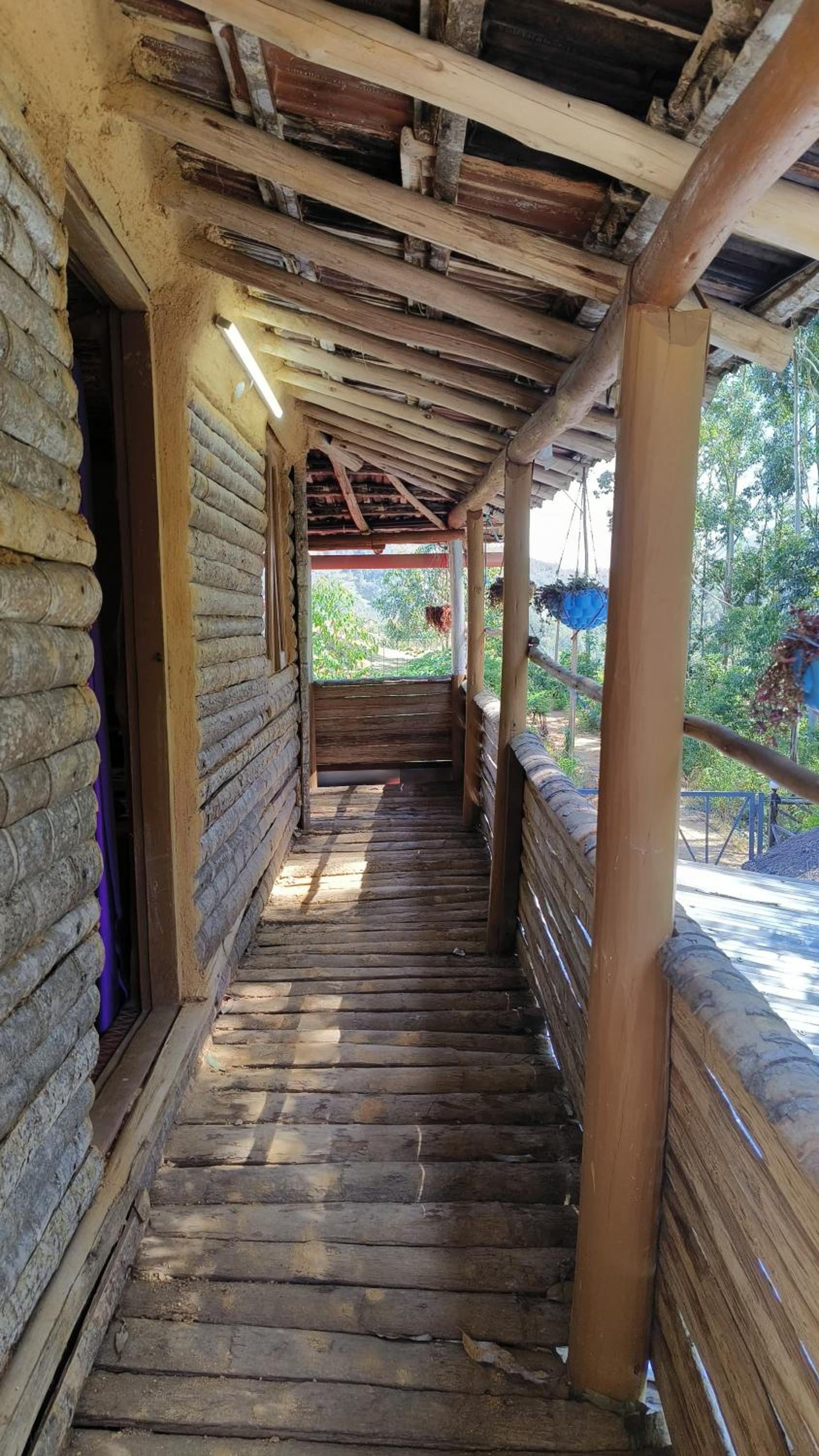 Edenwood Retreats Mudhouse view 3