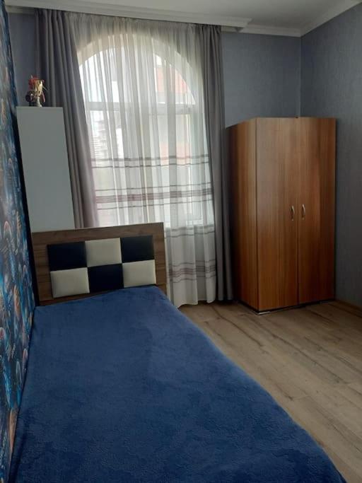 For rent 2nd floor of house view 2