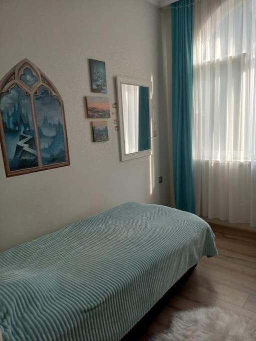 For rent 2nd floor of house view 4