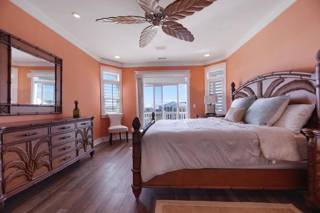 Charming Canal Home with Private Heated Pool and Boat Lift